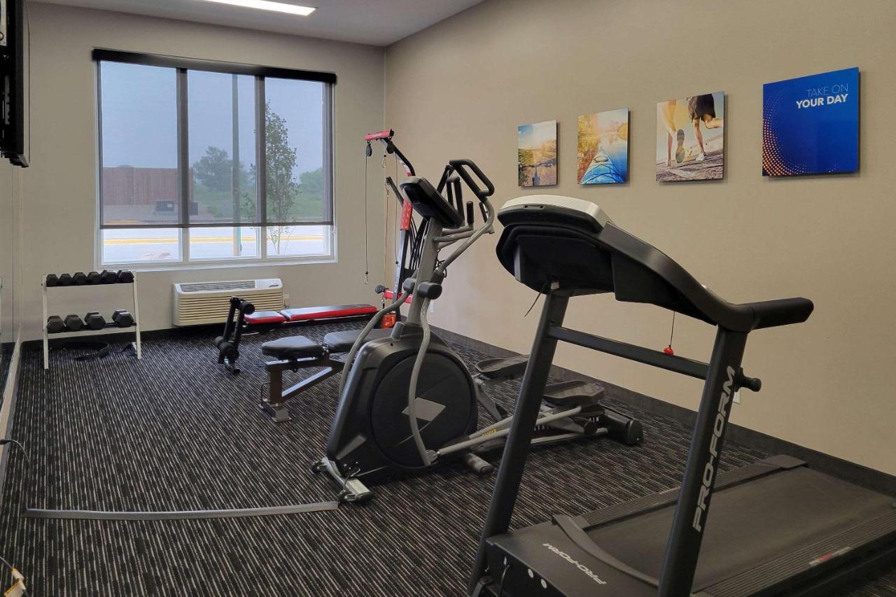 Comfort Inn & Suites North Battleford Kültér fotó