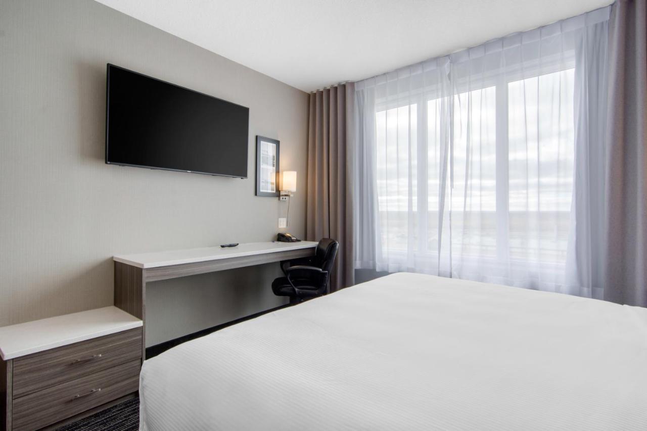 Comfort Inn & Suites North Battleford Kültér fotó