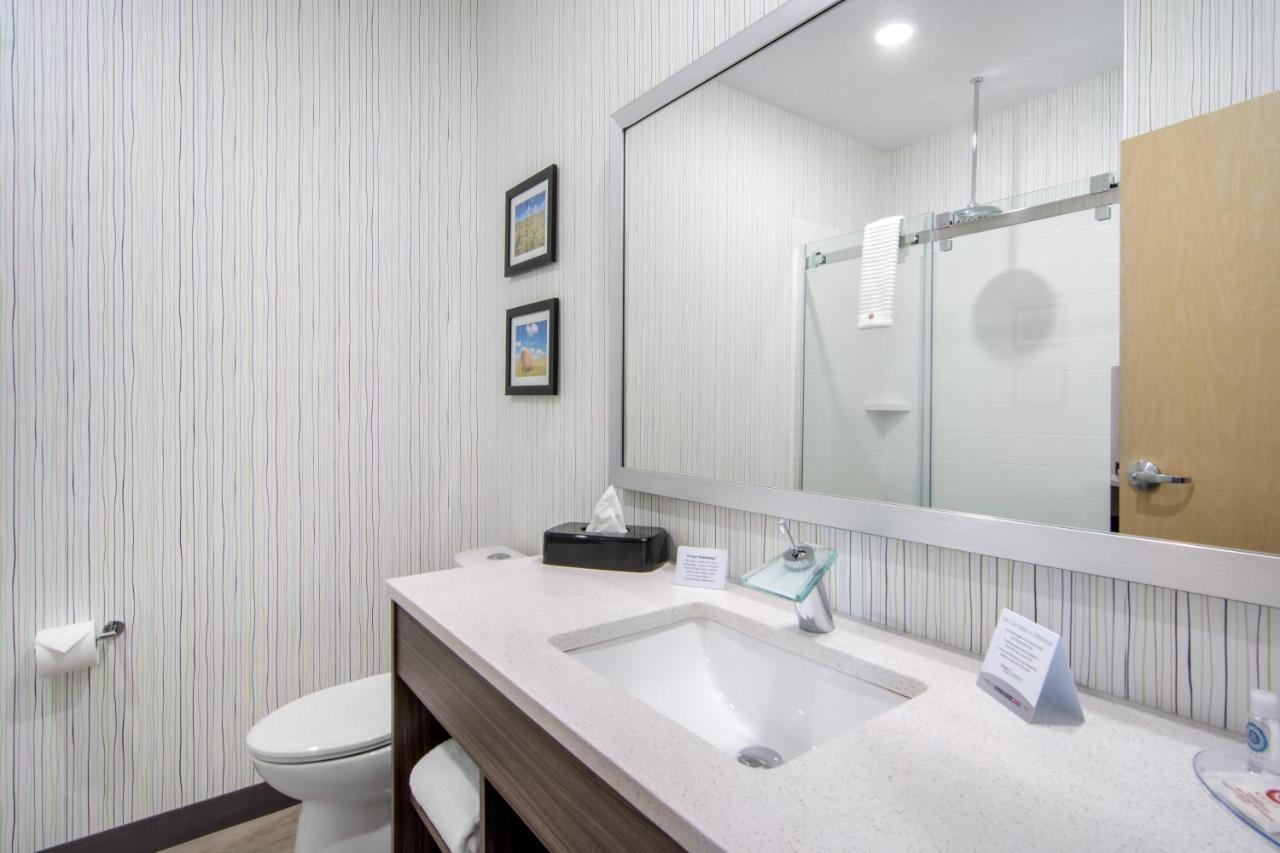 Comfort Inn & Suites North Battleford Kültér fotó